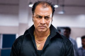 ক্যামেরার সামনে ভয়ংকর চরিত্রে অভিনয় শেষ করেই প্রদীপ হাসিমুখে সবার সঙ্গে গল্পে মেতে উঠতেন।